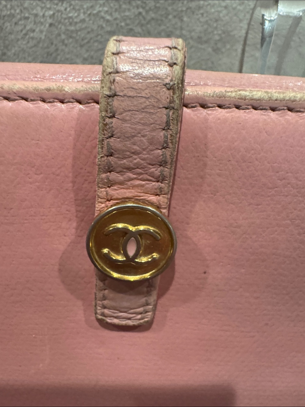 CHANEL Pink Leather Snap Wallet with Gold-Tone CC Accent - Picture 2 of 10